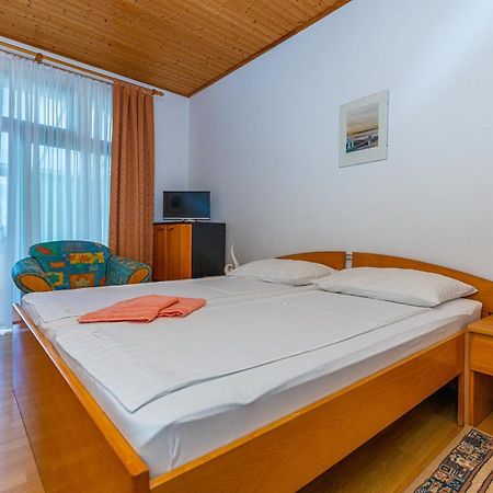 Vacattio Apartment 2 Криквеница Екстериор снимка